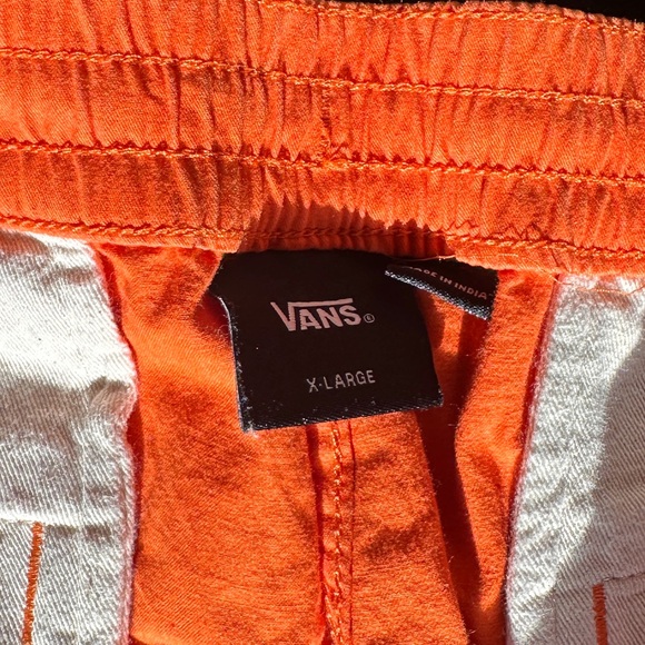 VANS SHORTS - Picture 3 of 3